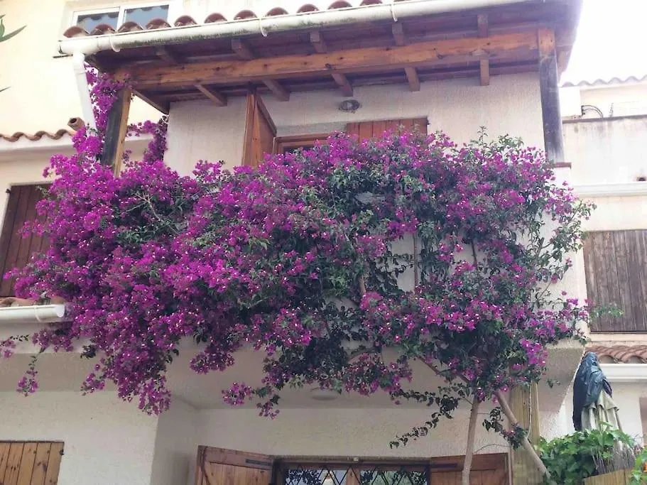 Mediterranean House, Beach And Charm Garden Arenys de Mar Holiday home